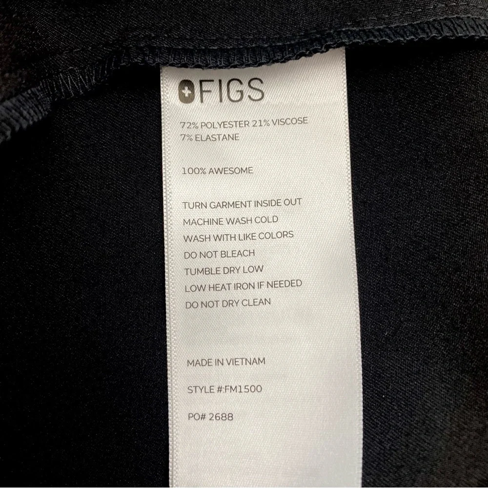 FIGS SCRUBS TOP MENS BLACK NWT MEDIUM - Picture 5 of 7